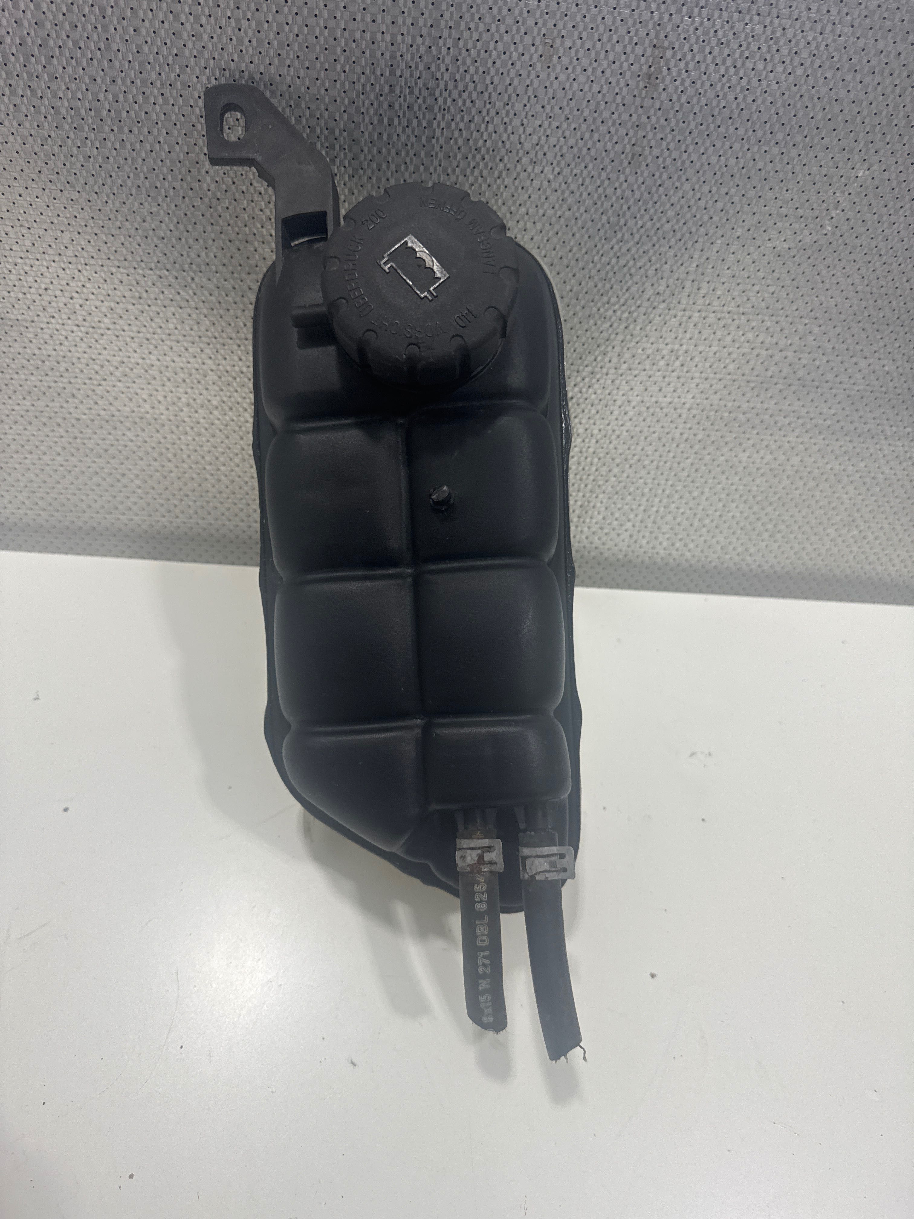 Vaso expansao para Mercedes S class W220