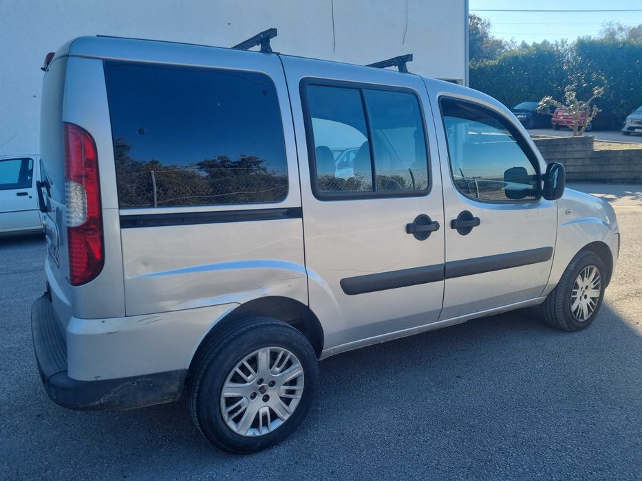 Fiat Doblo 1.3 Mjet  5 lugares a Gasoleo 2008