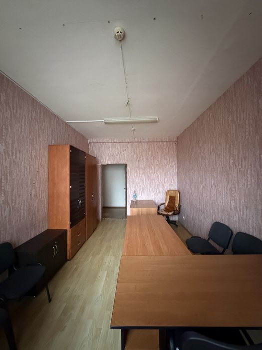 Здам офіс в р-ні Казбет! 23м2