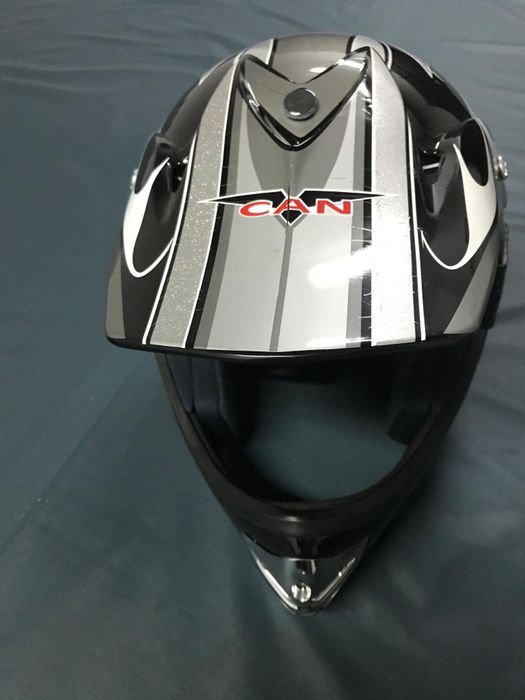 Capacete CAN