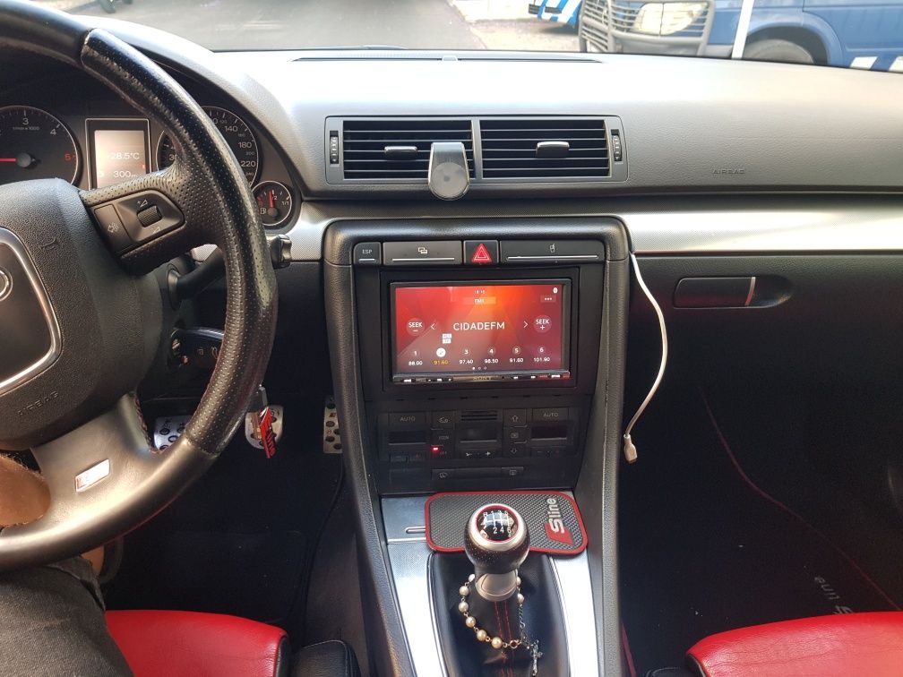 Audi a4 b7 2.0 tdi 170 s line