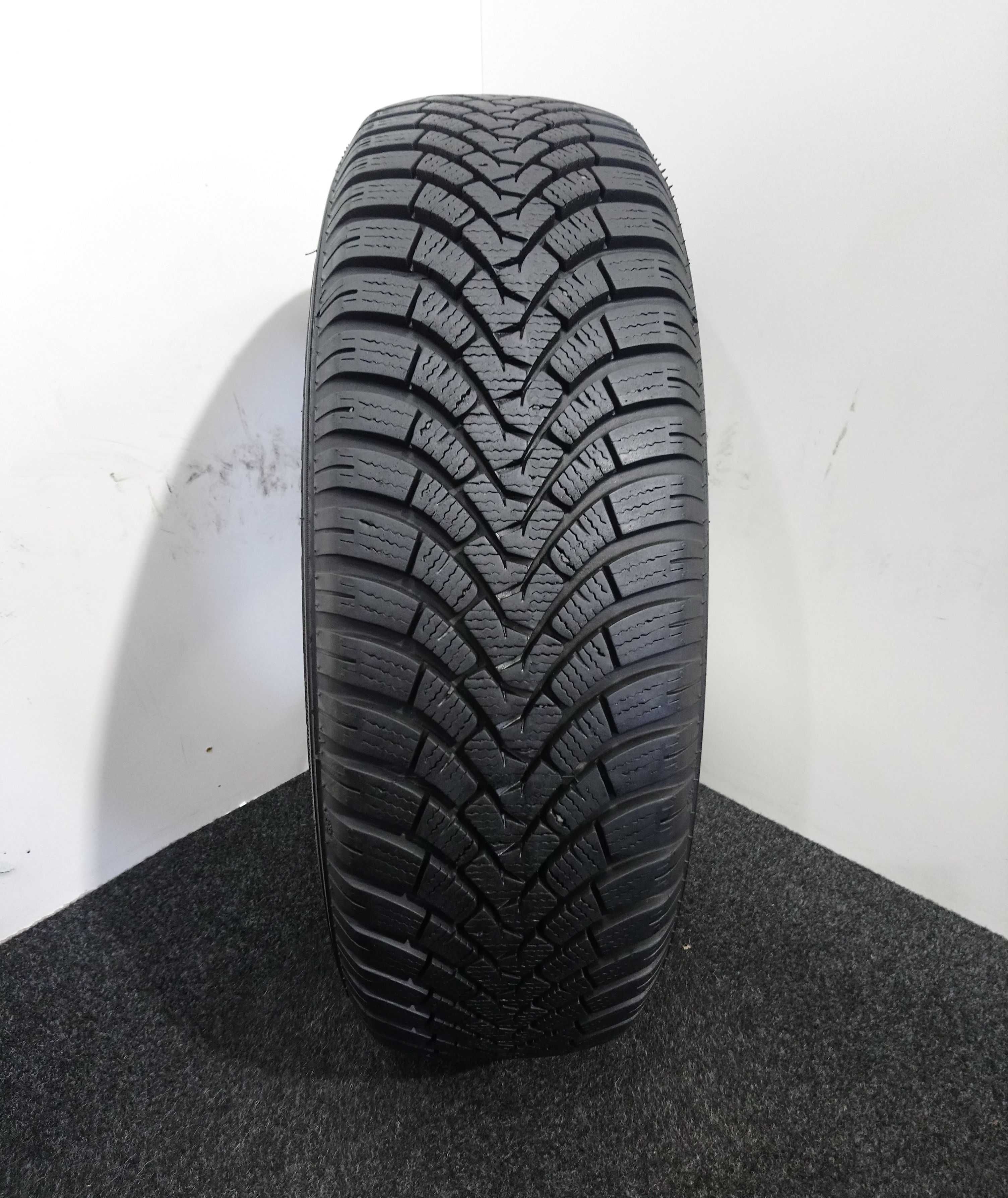 195/65R15 Falken EuroWinter HS01 95T XL // 7,8 mm jak NOWA