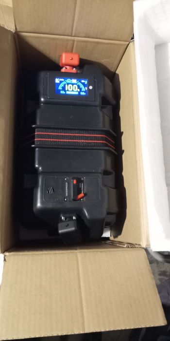 Аккумулятор лиферо 4 напряжением 12вольт 315 Ам/час.