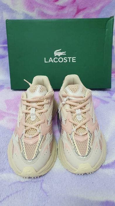 кросівки Lacoste