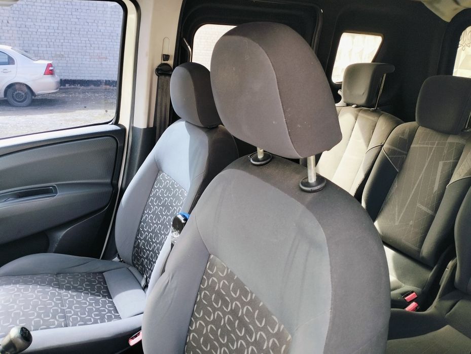 Fiat Doblo  2011