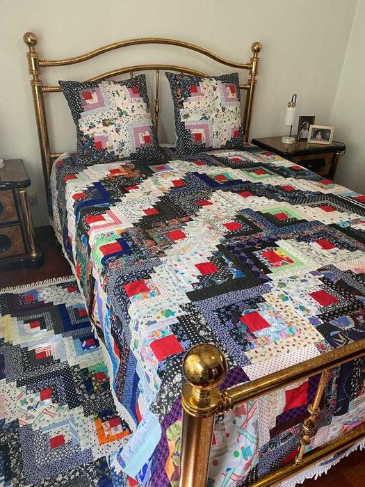 Colchã Almofadas Tapetes p/cama de casal