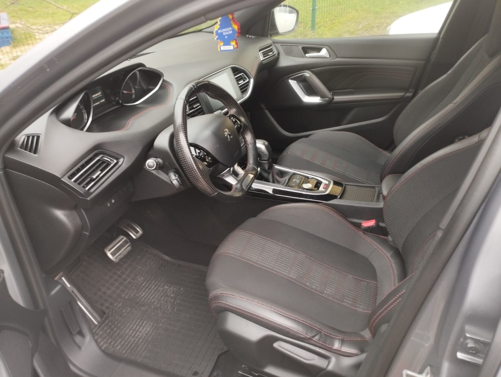 Sprzedam Peugeot 308 GT Line + GRATIS komplet opon zimowych