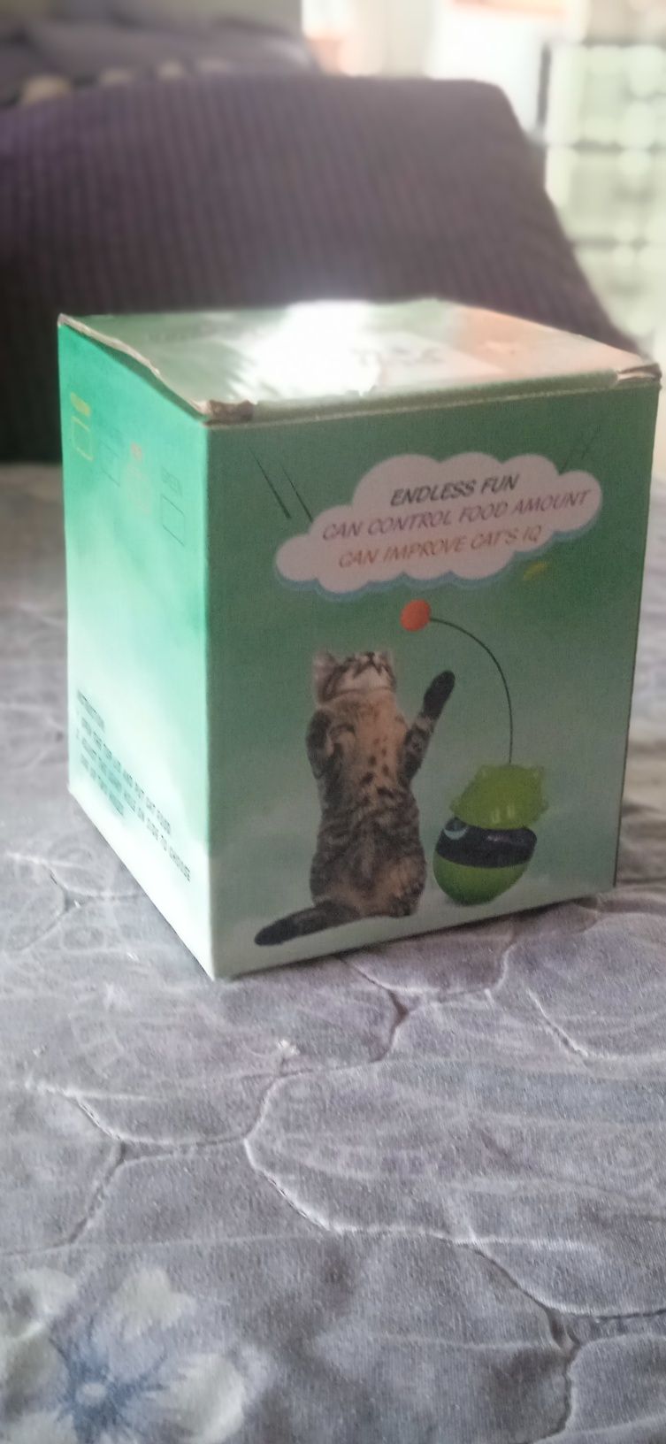 Игрушка неваляшка для кошек/ Интерактивная кормушка котов с шариками