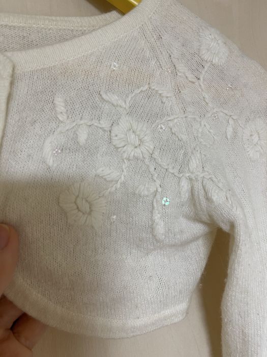 Біле болеро для дівчинки