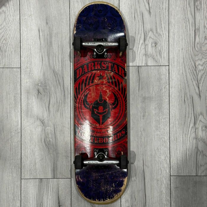 Deskorolka Darkstar Revolt 8.0" red/blue