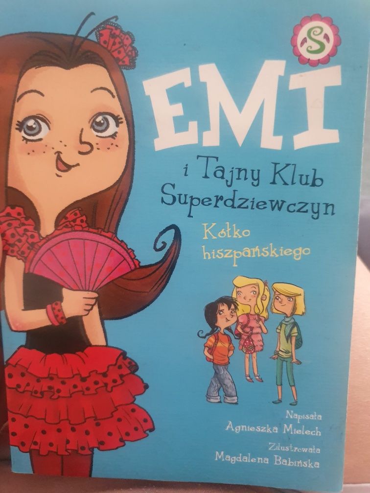 Emi i Tajny Klub Superdziewczyn