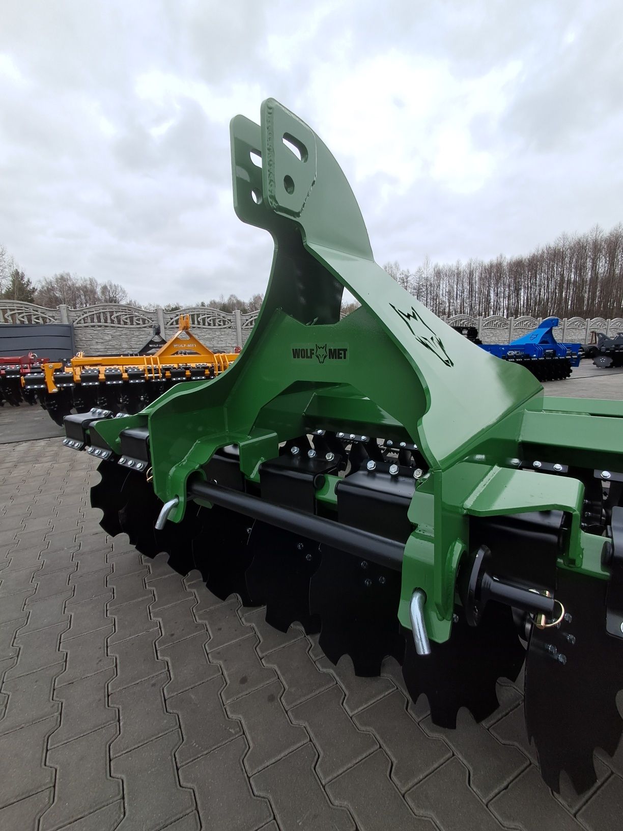 Brona talerzowa 2.5 m firmy  WOLF-MET