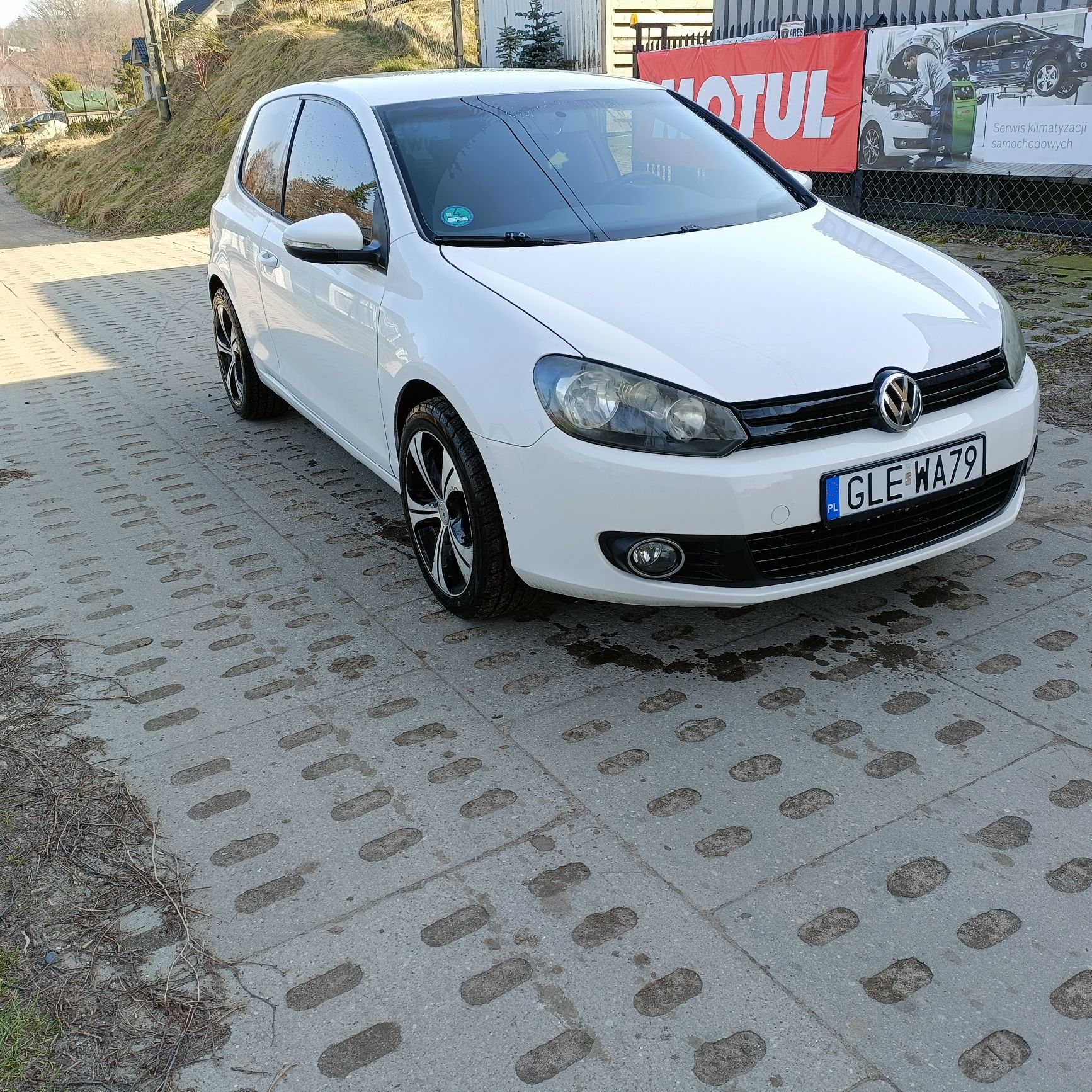 Sprzedam VW golf 1.6 benzyna