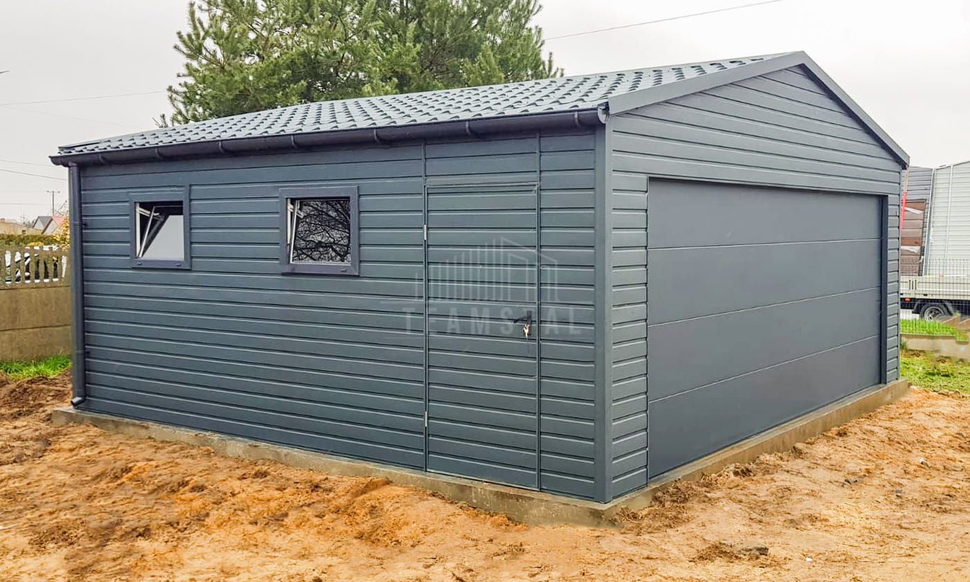 Garaż blaszany 6x6m Brama segmentowa 2x okno rynny blachodach TS755