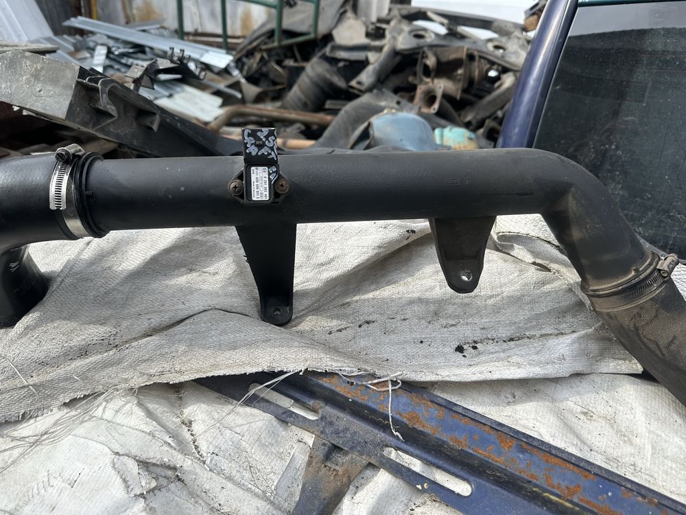 Патрубок интеркуллера 2.5 TDI Volkswagen Crafter 9065080008 2E0145955