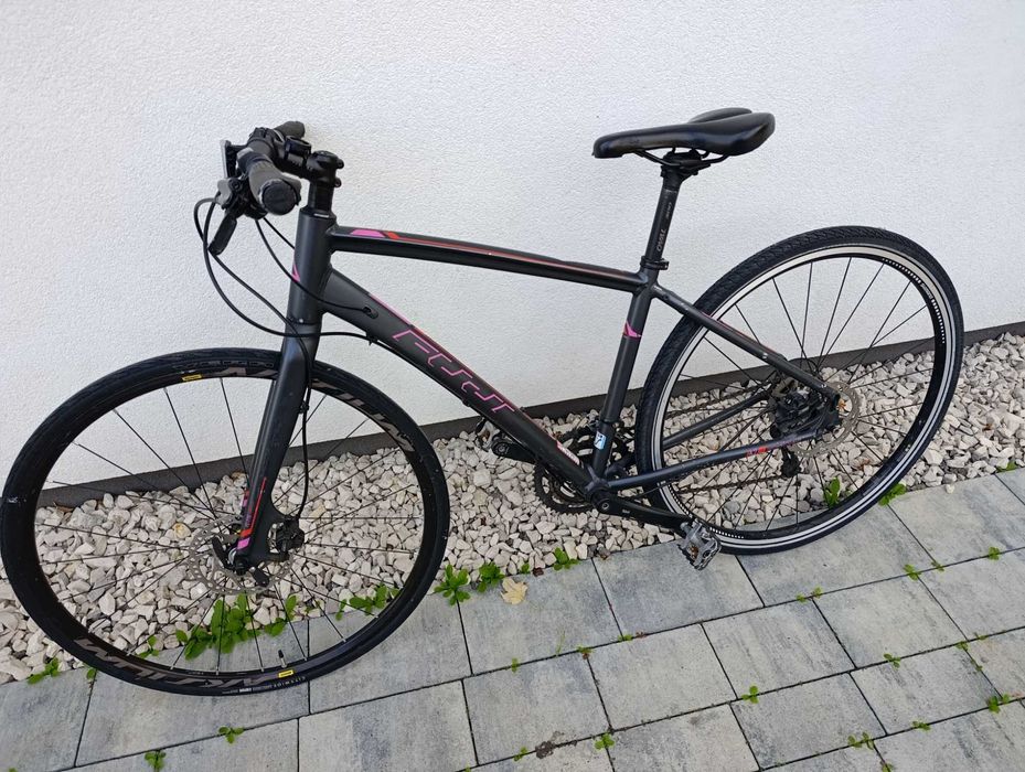 Rower damski trekking FUJI silhouette