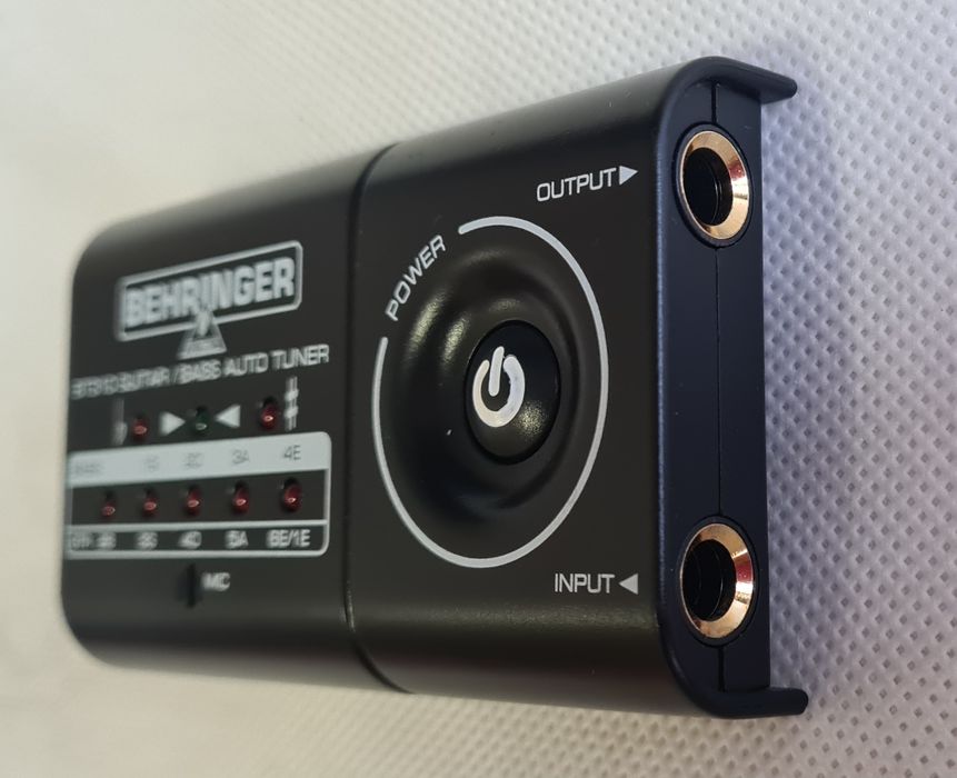 Stroik Tuner Behringer BT310