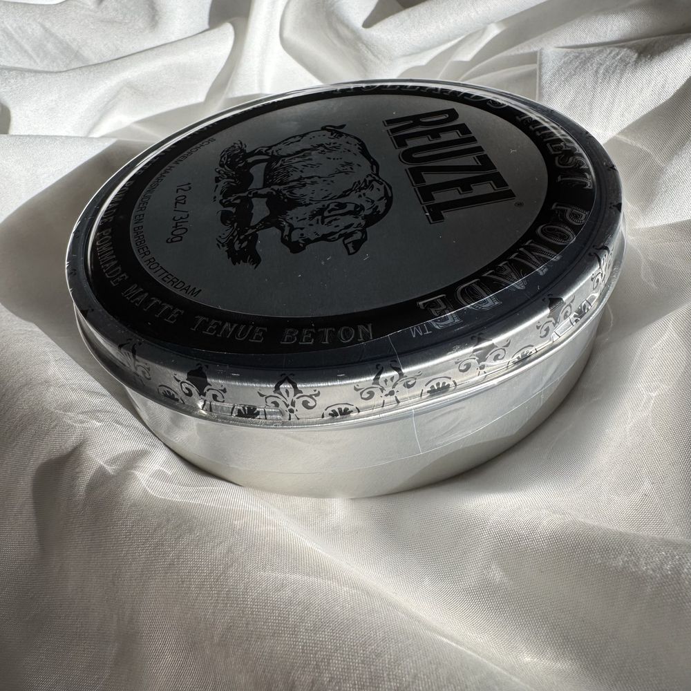 Pomada do włosów Reuzel Concrete Hold Matte Pomade 340 g
