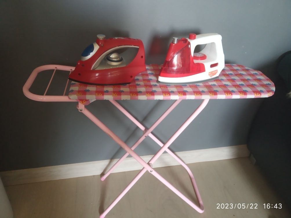 Deska do prasowania dwa żelazka