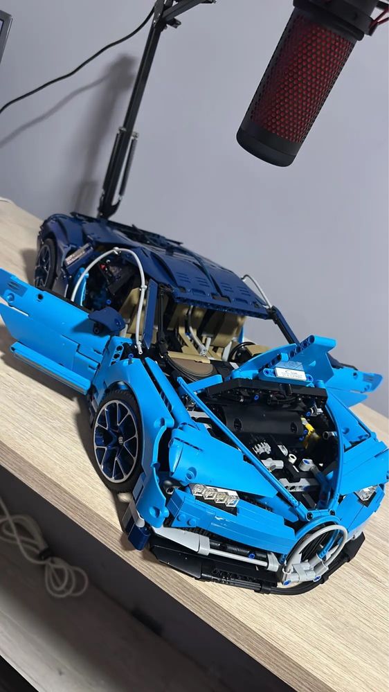 Klocki Technic Bugatti Chiron 42083 z 3599 Elementow