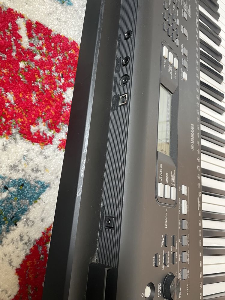 Синтезатор Yamaha psr e363