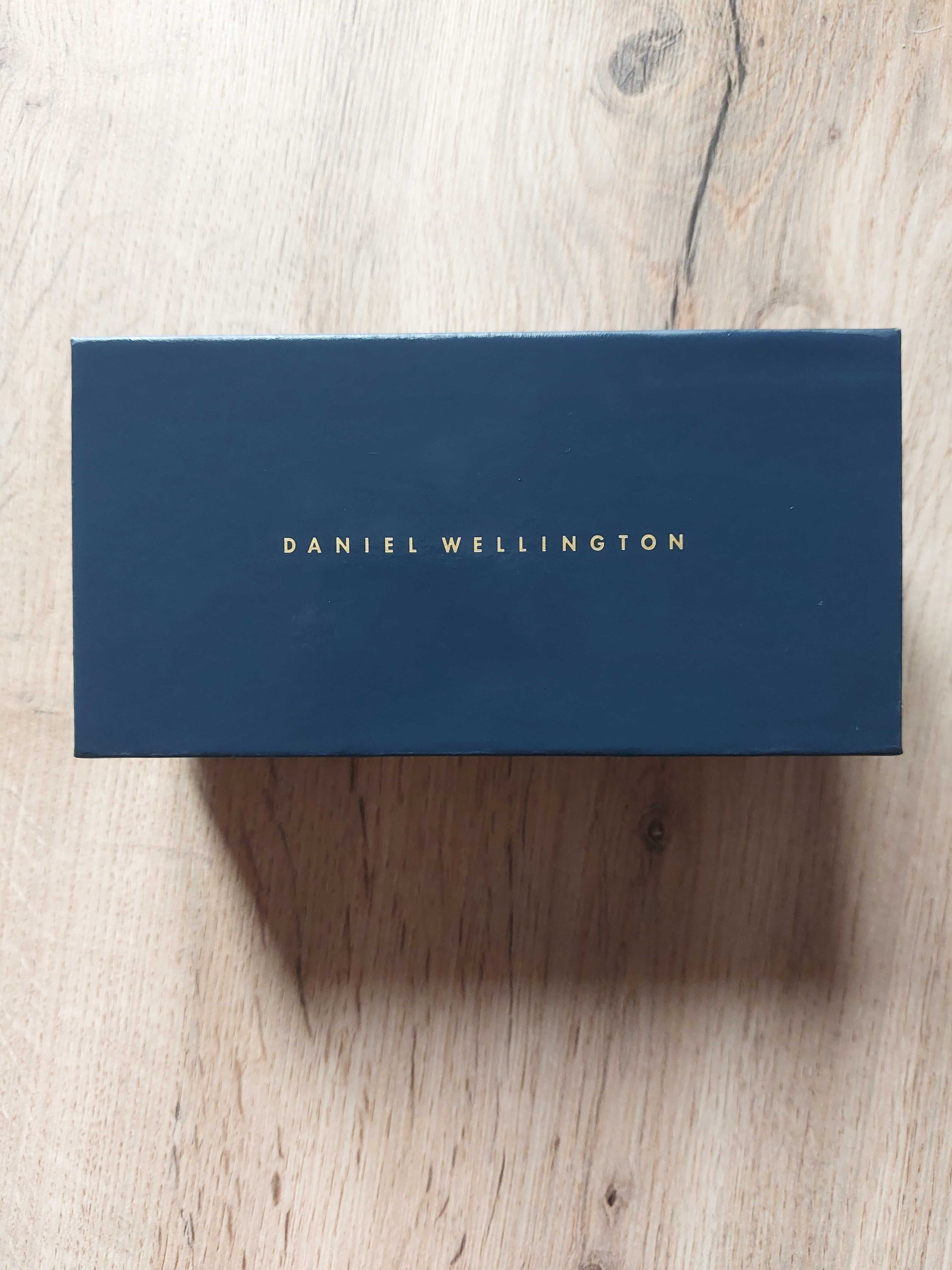 Zegarek Daniel Wellington - PETITE CORNWALL 32MM