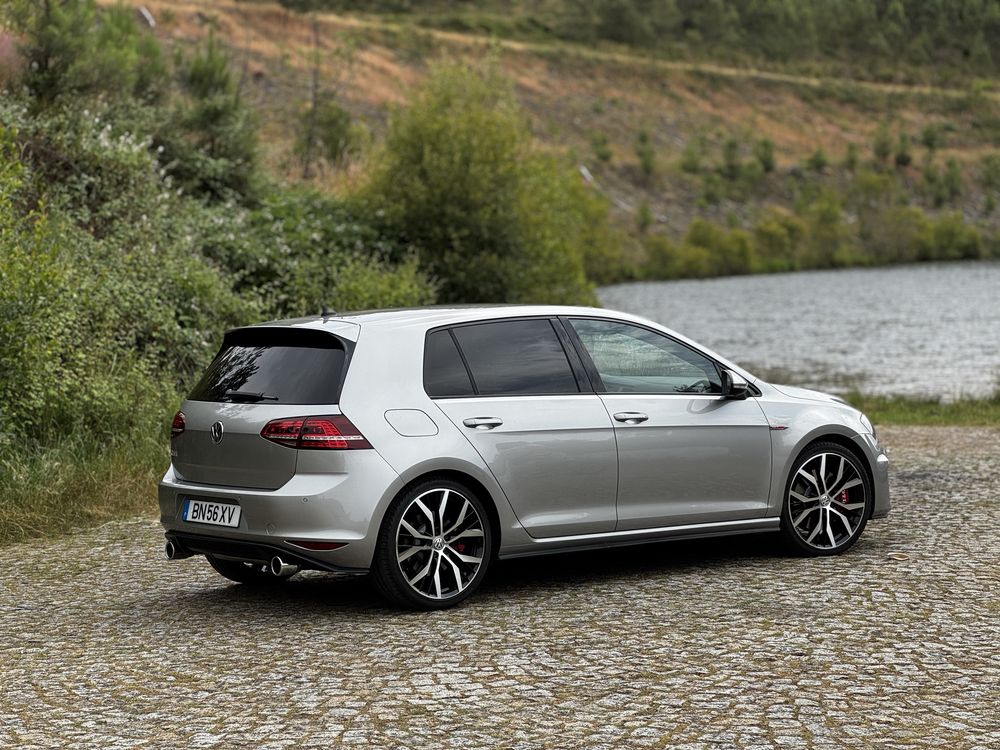 VW Golf GTI Performance DSG