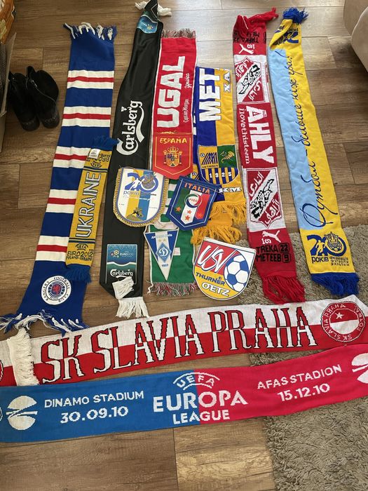 Футбольна символіка шарфи вимпели всі шарфи по 150 грн