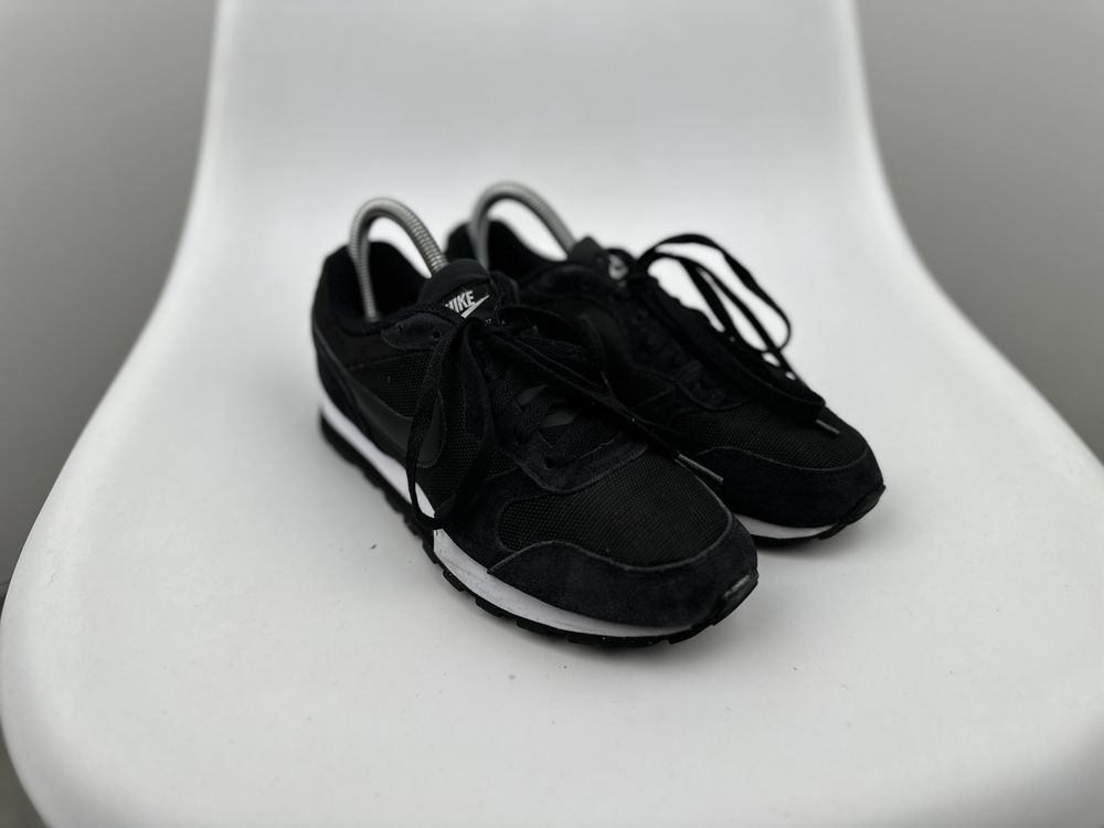 Оригінал! Кросівки Nike initiator 37.5 розмір