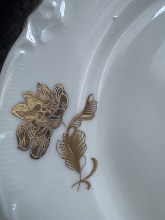 Stara porcelana Talerzyki deserowe antyk do kolekcji