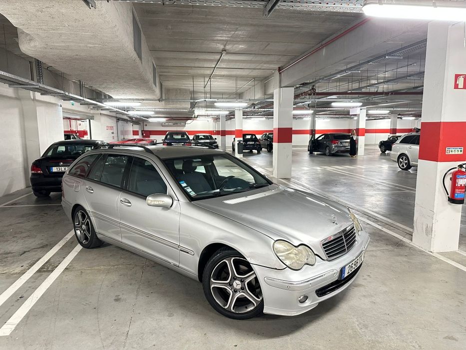 Mercedes-Benz C220 143cv Nacional!