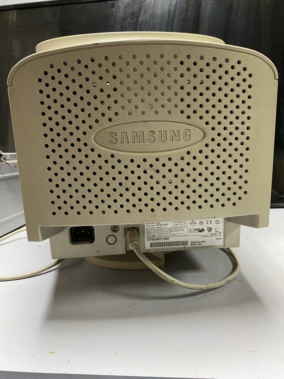 Старый монитор Samsung 550S