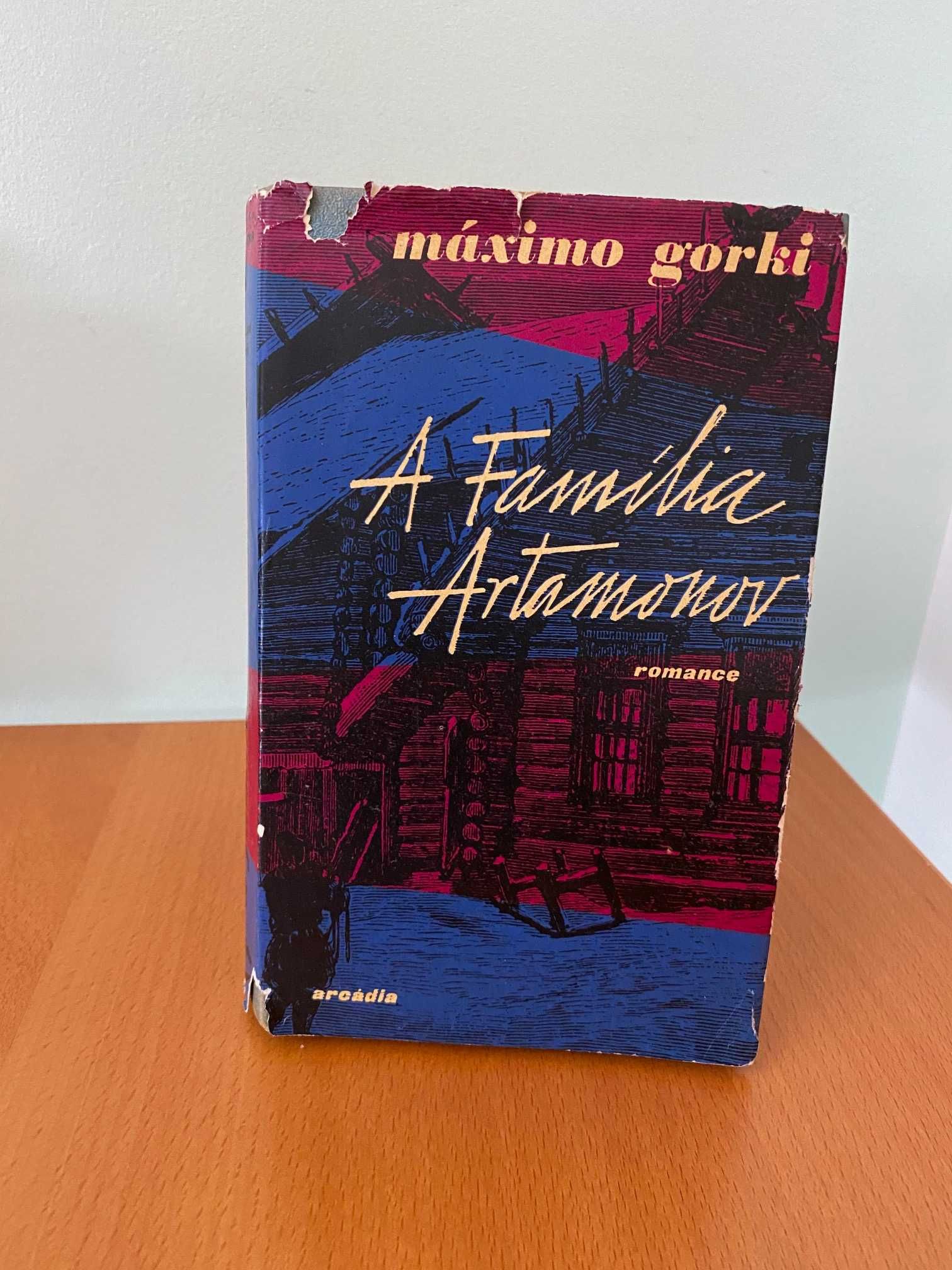 A Família Artamonov - Máximo Gorki