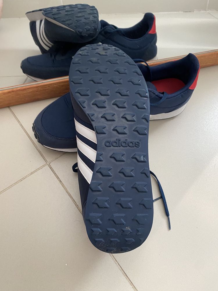 Кросівки adidas чоловічі