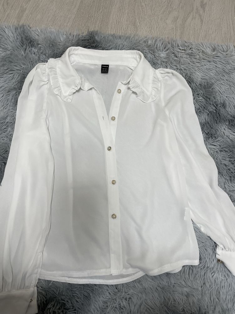 Блуза, блузка, рубашка, сорочка , з дуже гарним комірцем С