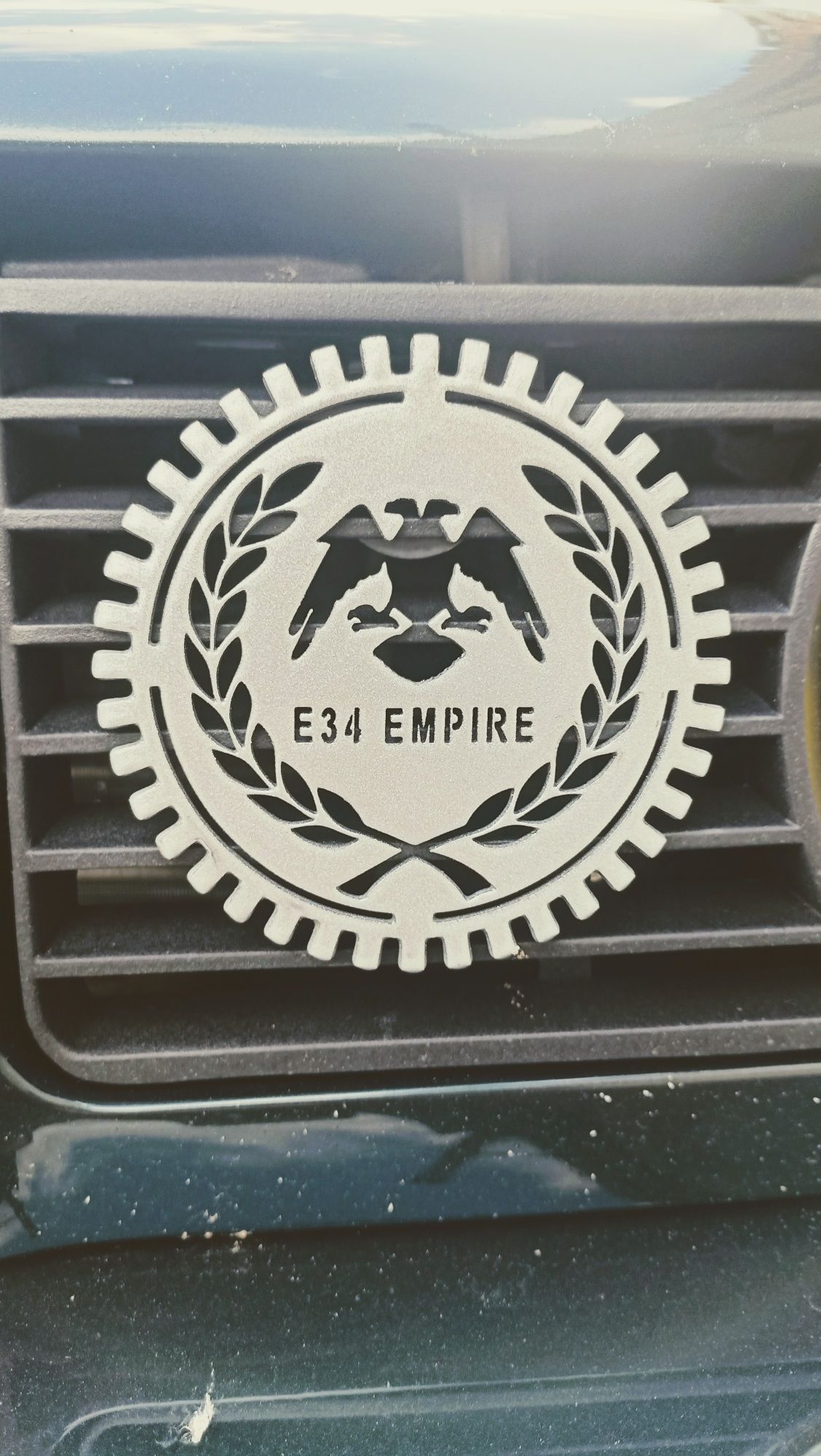 Значок "Е34 EMPIRE" Хром або Фарбований