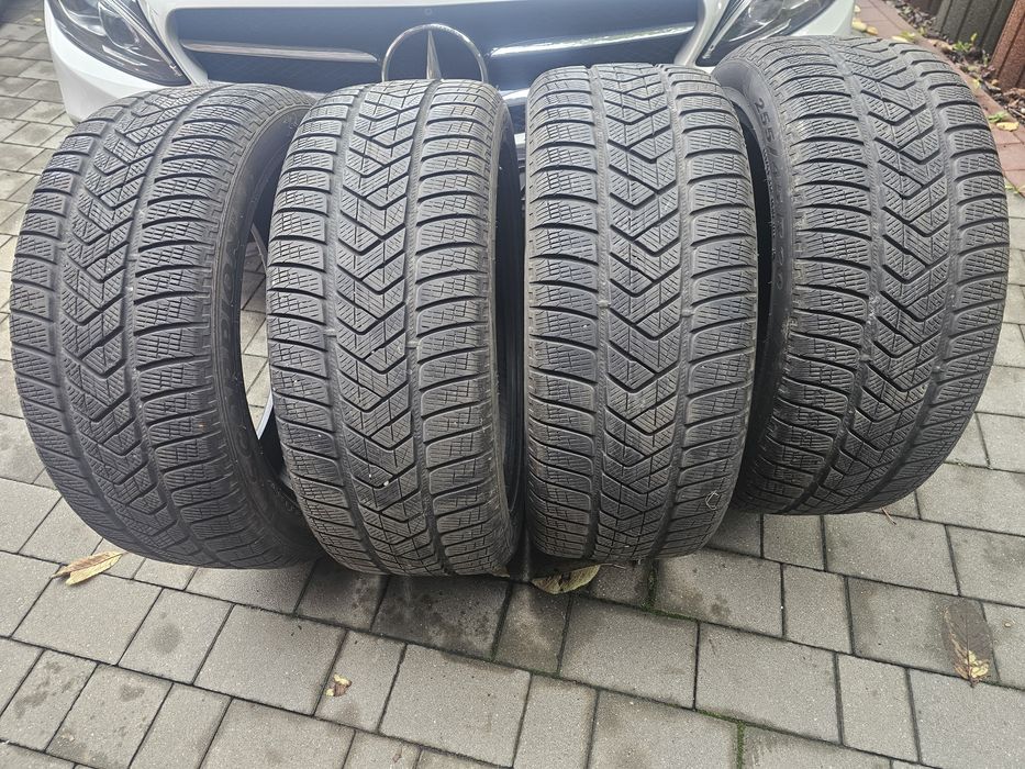 Opony zimowe Pirelli 255/45R20 6,5 7mm