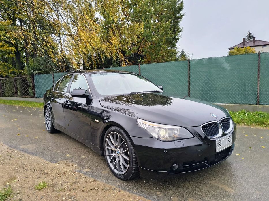 BMW Seria 5 3.0d manual skora xenon