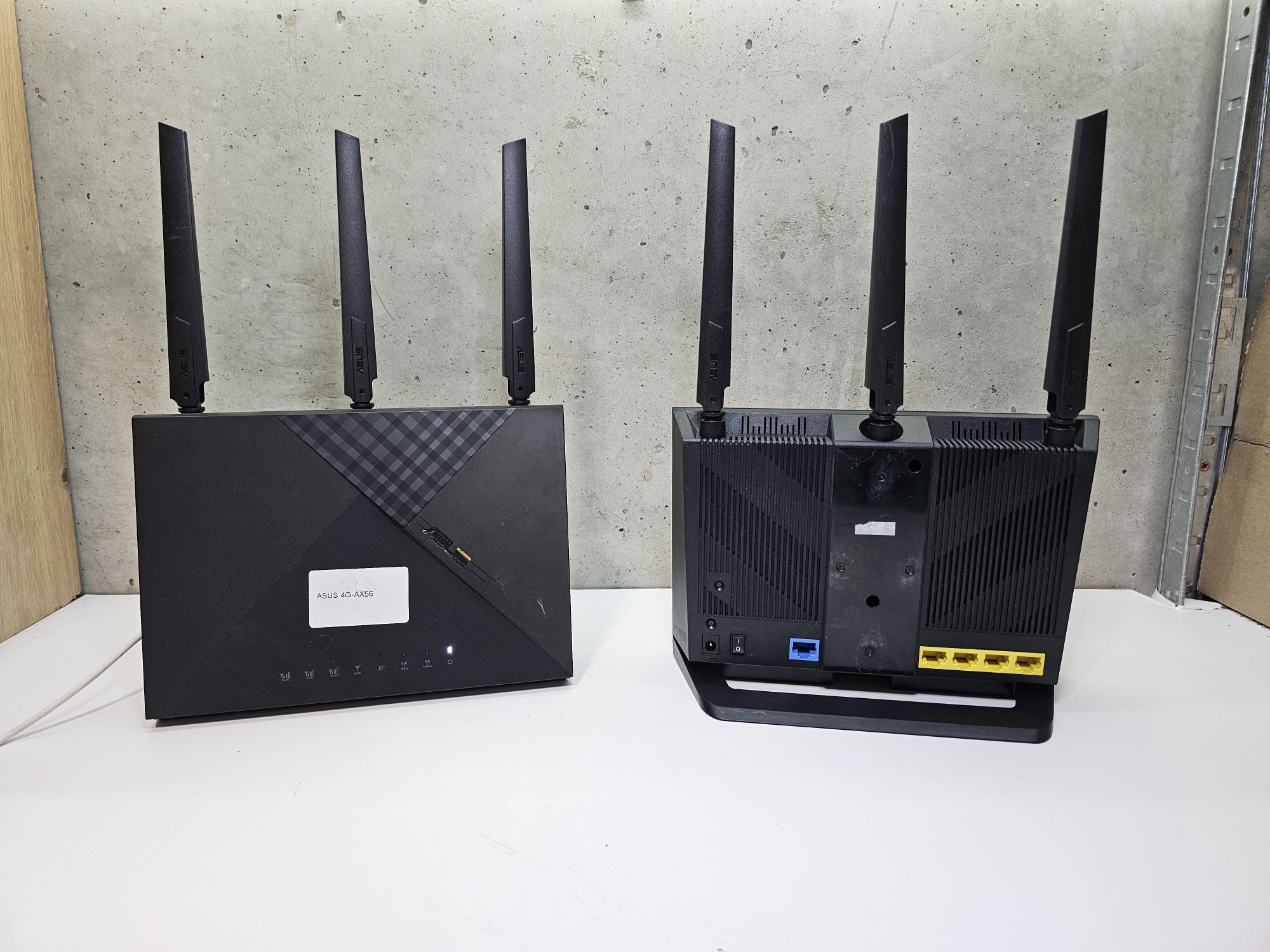 Маршрутизатор ASUS 4G-AX56U AX1800 1xGE WAN, 1xnanoSIM card, MU-MIMO