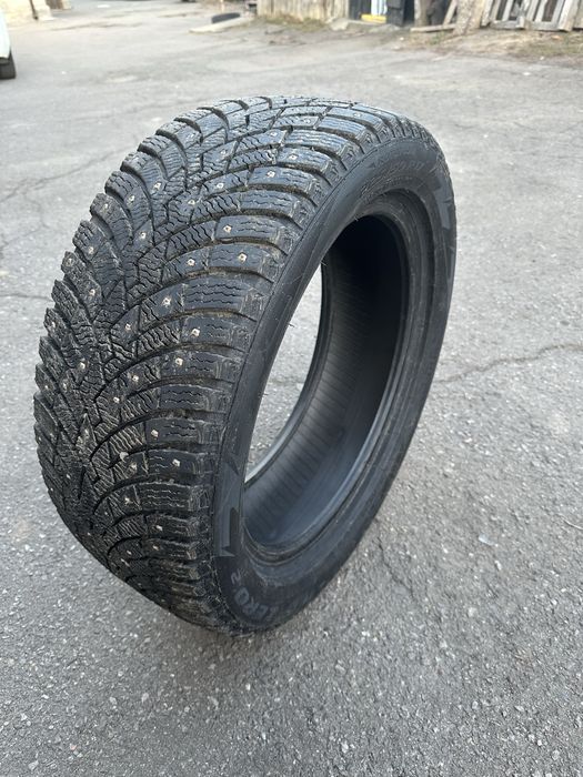 Комплект шипованной  резины Pirelli ice zero 2