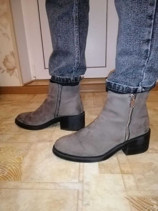 Ботинки , сапожки  женские демисезон размер 40