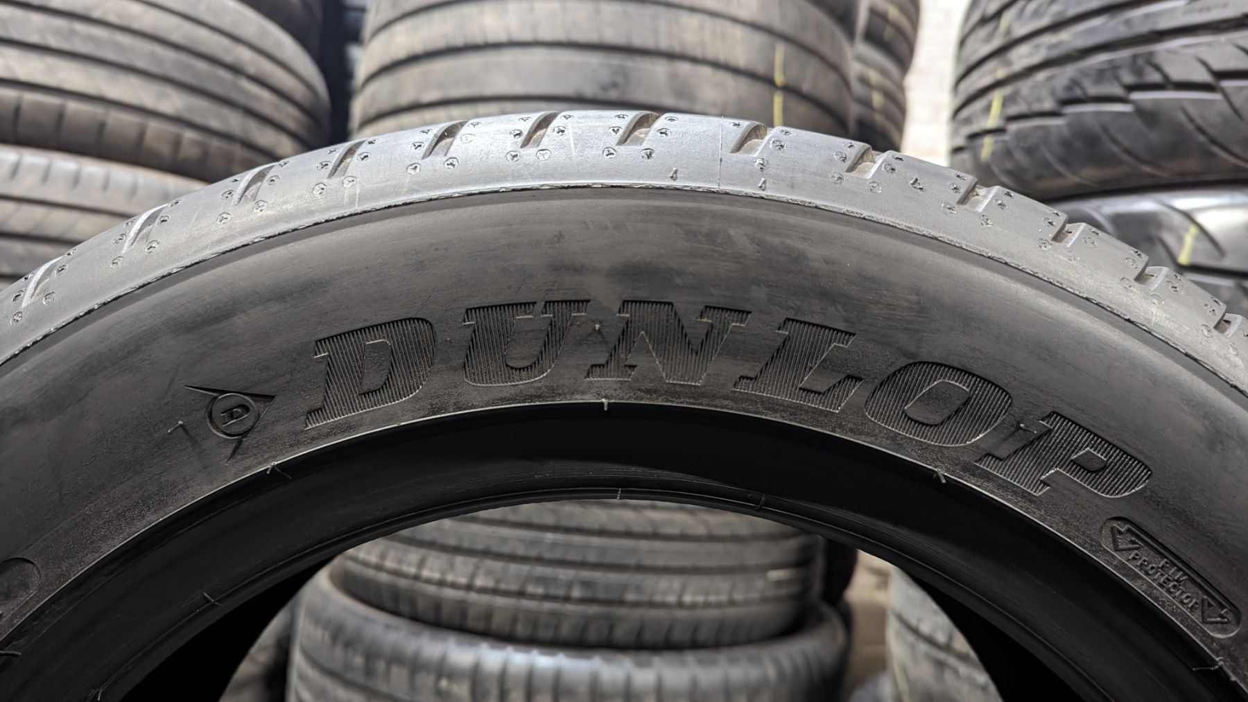 Шина 215/55 R 16 Dunlop Sport Maxx Rt. Одне колесо. Розпаровка.