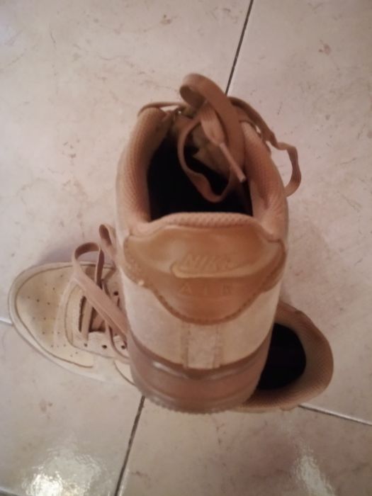 Sapatilhas NIKE camel