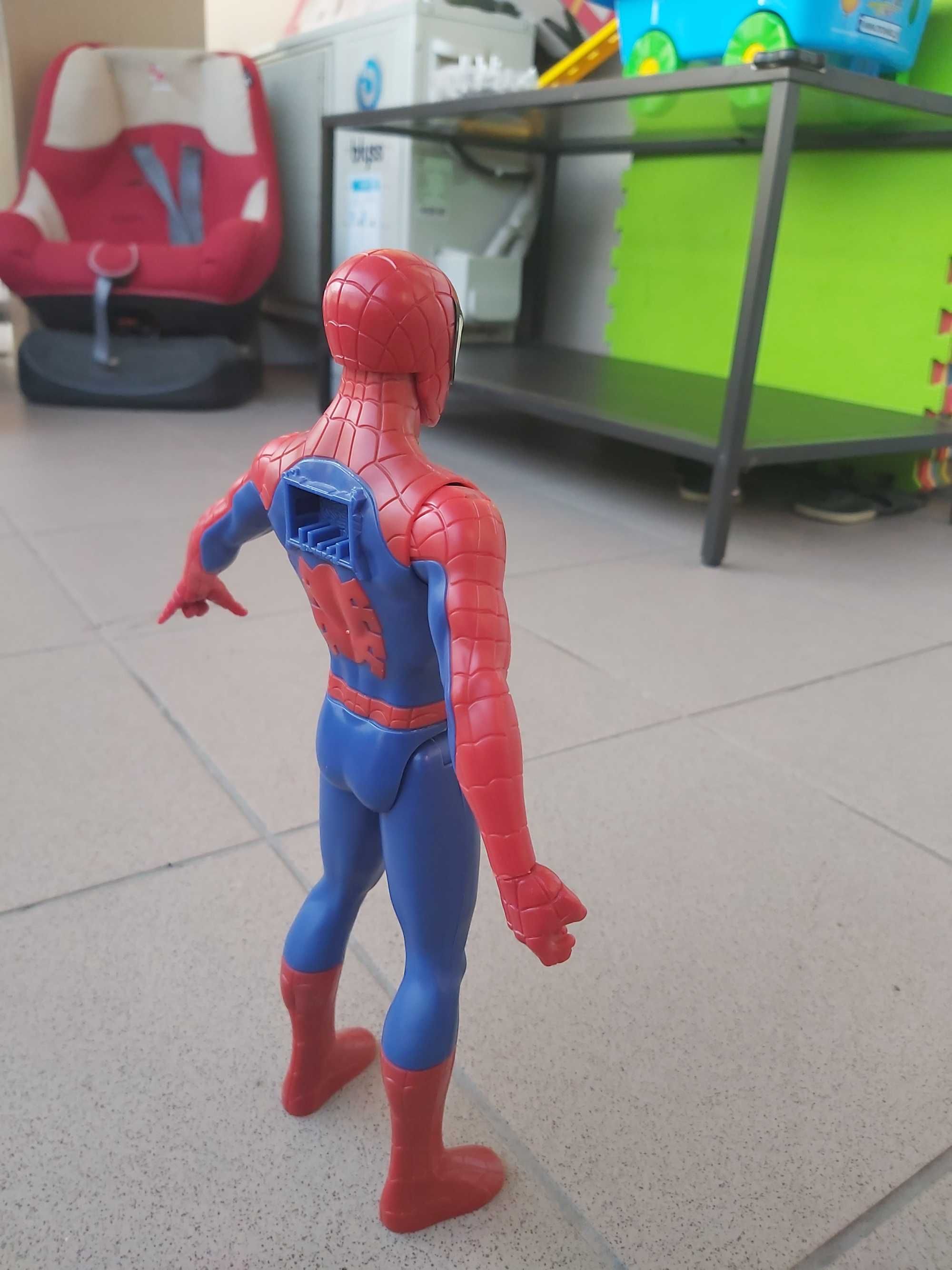 Figurka Spider-Man – duża postać Marvel, zabawka dla dzieci