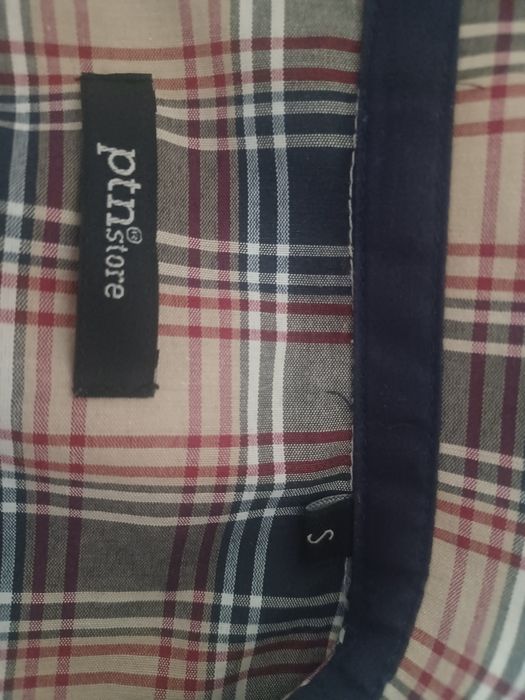 Camisa aos quadrados