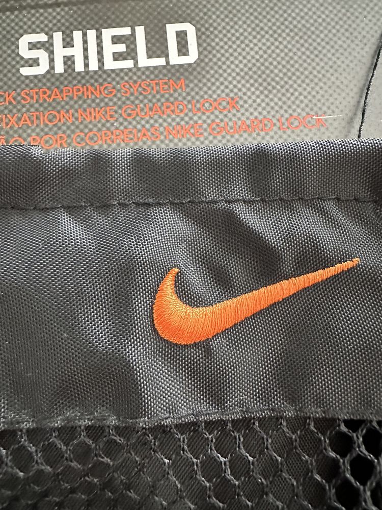 Nike nowe ochraniacze s piłkarskie protektor na lydki