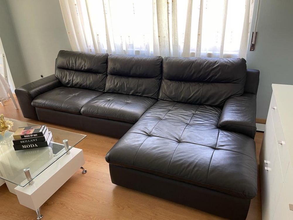 Real Leather sofa/Sofá de couro verdadeiro