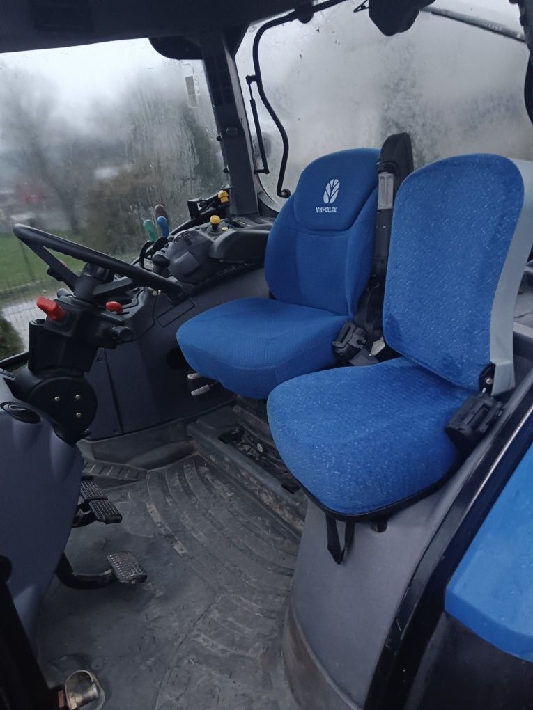 New Holland TS 115A case maxxum 125 135