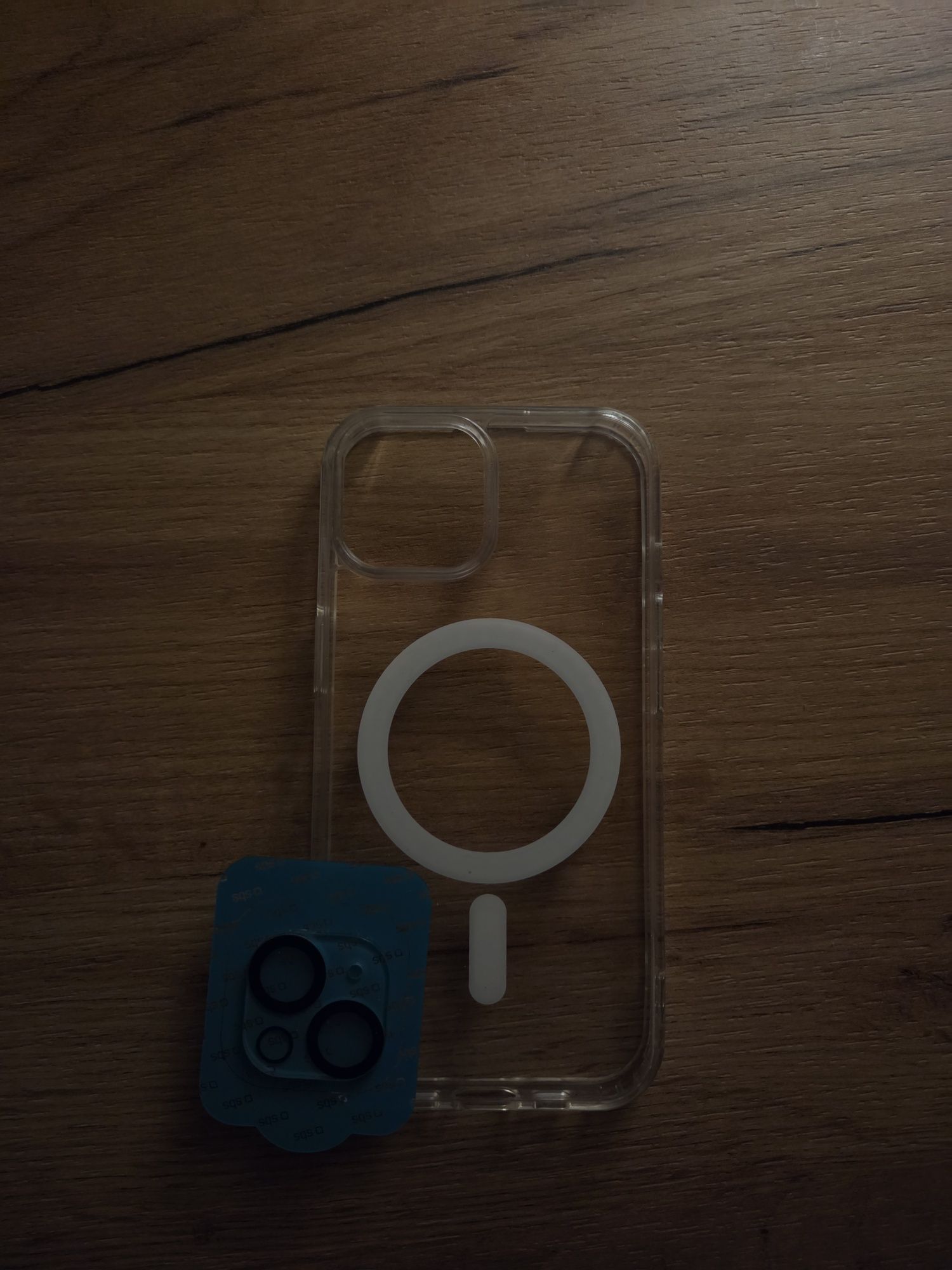 Etui i Phone 14 + szkiełka ochronne na aparaty Sbs