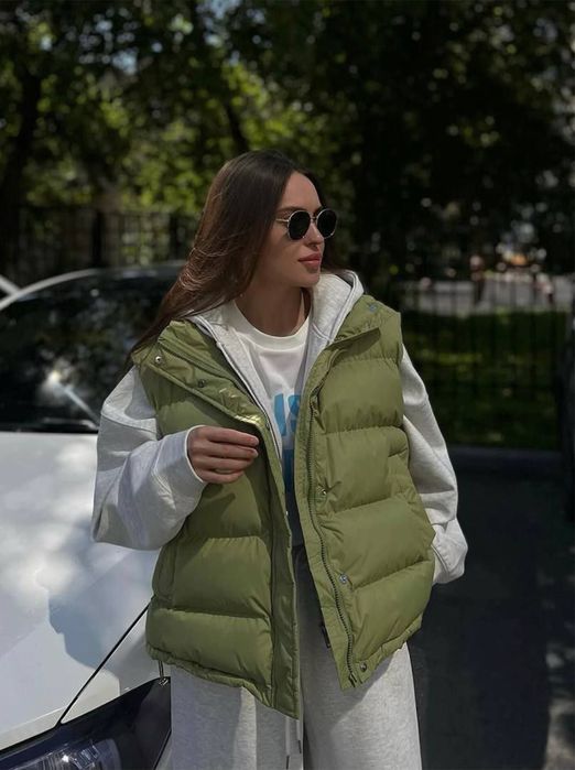 Жилетка  безрукавка осіння жіноча zara коричнева с м л